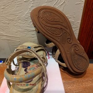 Disney Glitter Sandals Jasmine princess size 11 M girls